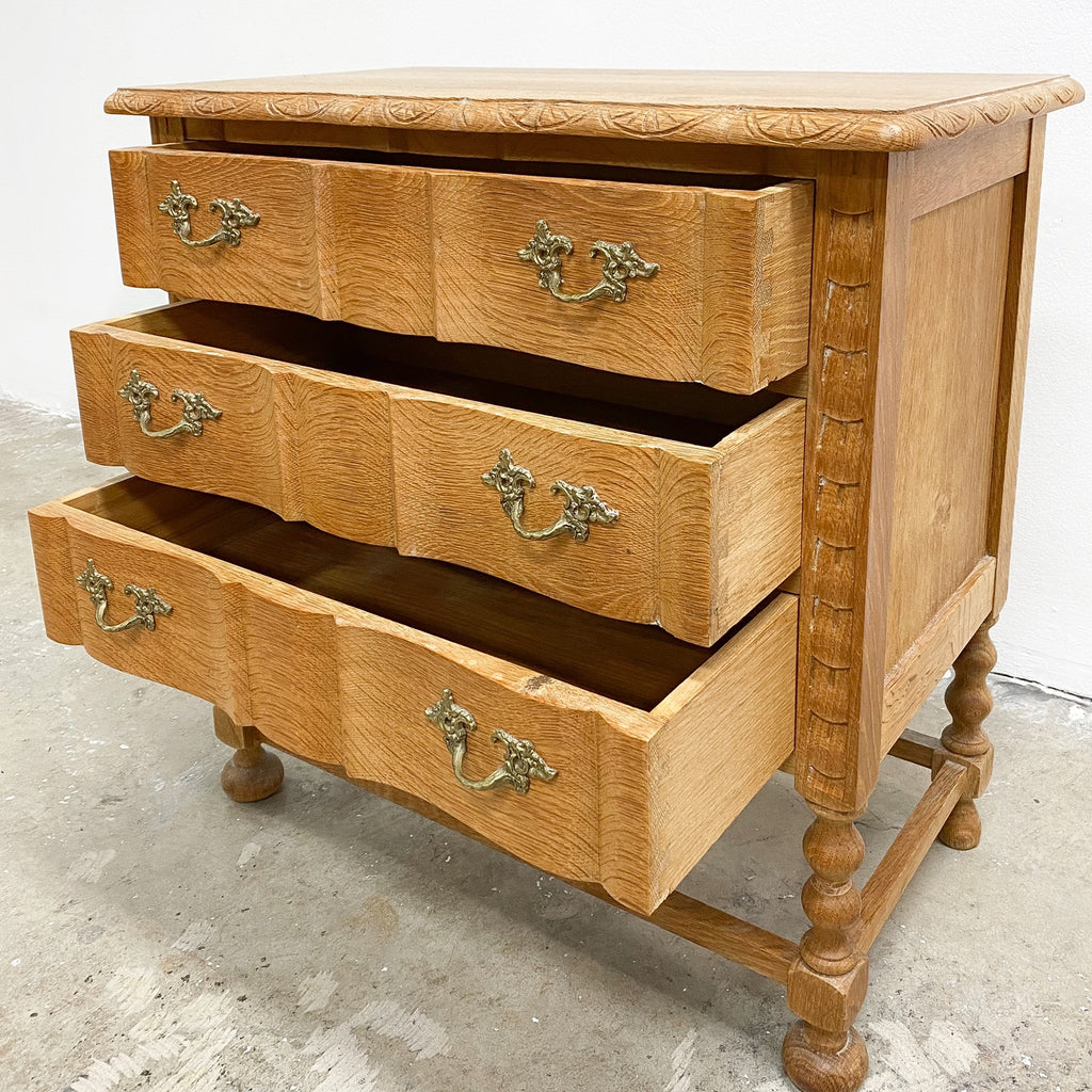 Vintage Danish Oak Serpentine Chest of Drawers or Bedside with Bobbin Legs