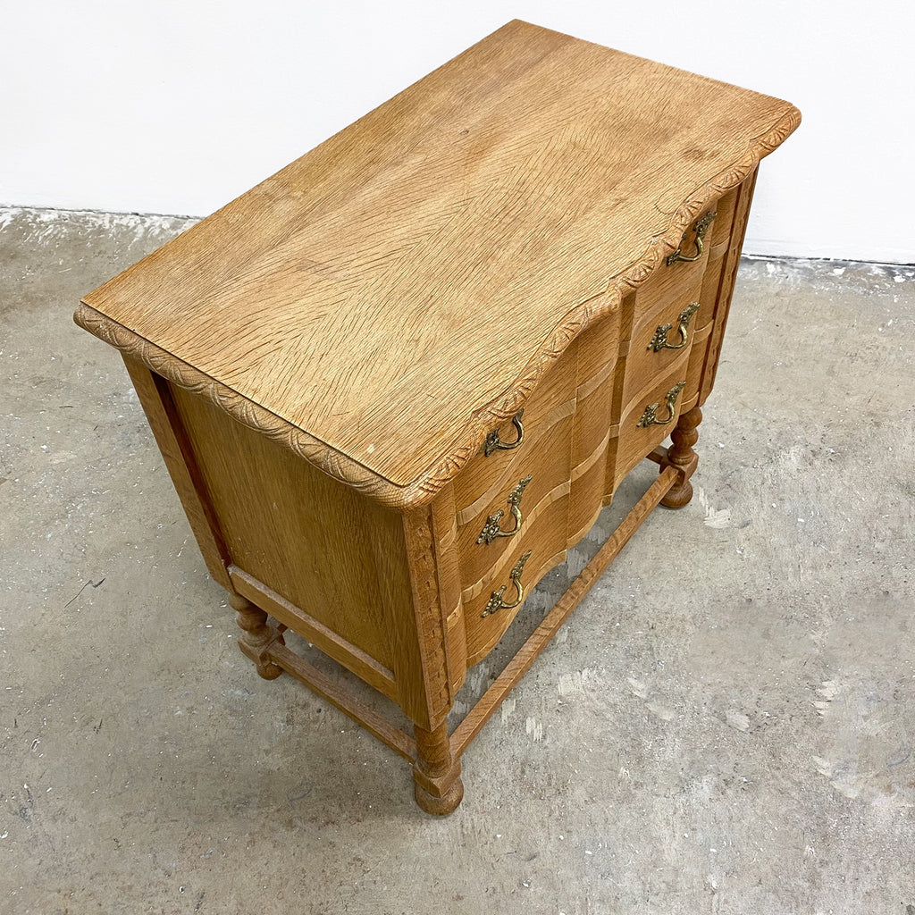 Vintage Danish Oak Serpentine Chest of Drawers or Bedside with Bobbin Legs