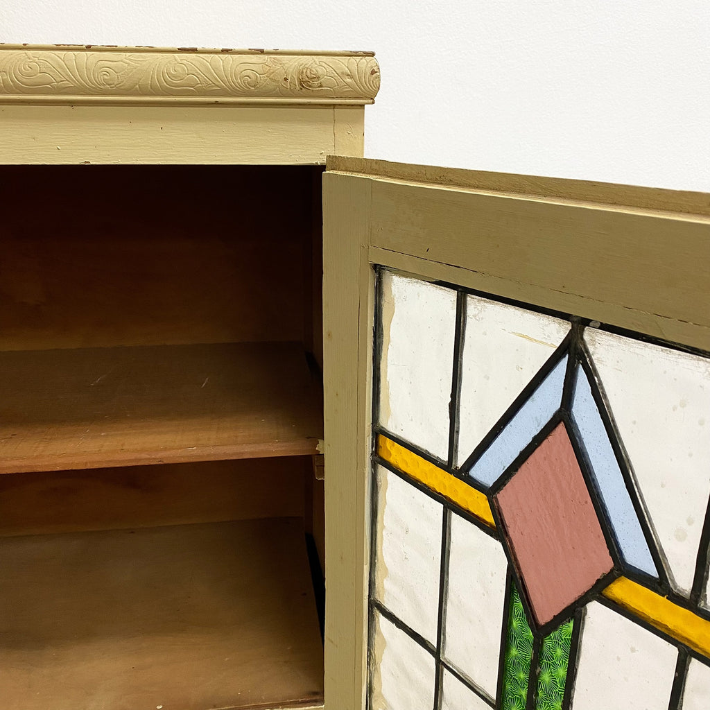1930's Kitchen Vintage Dresser With Leadlight