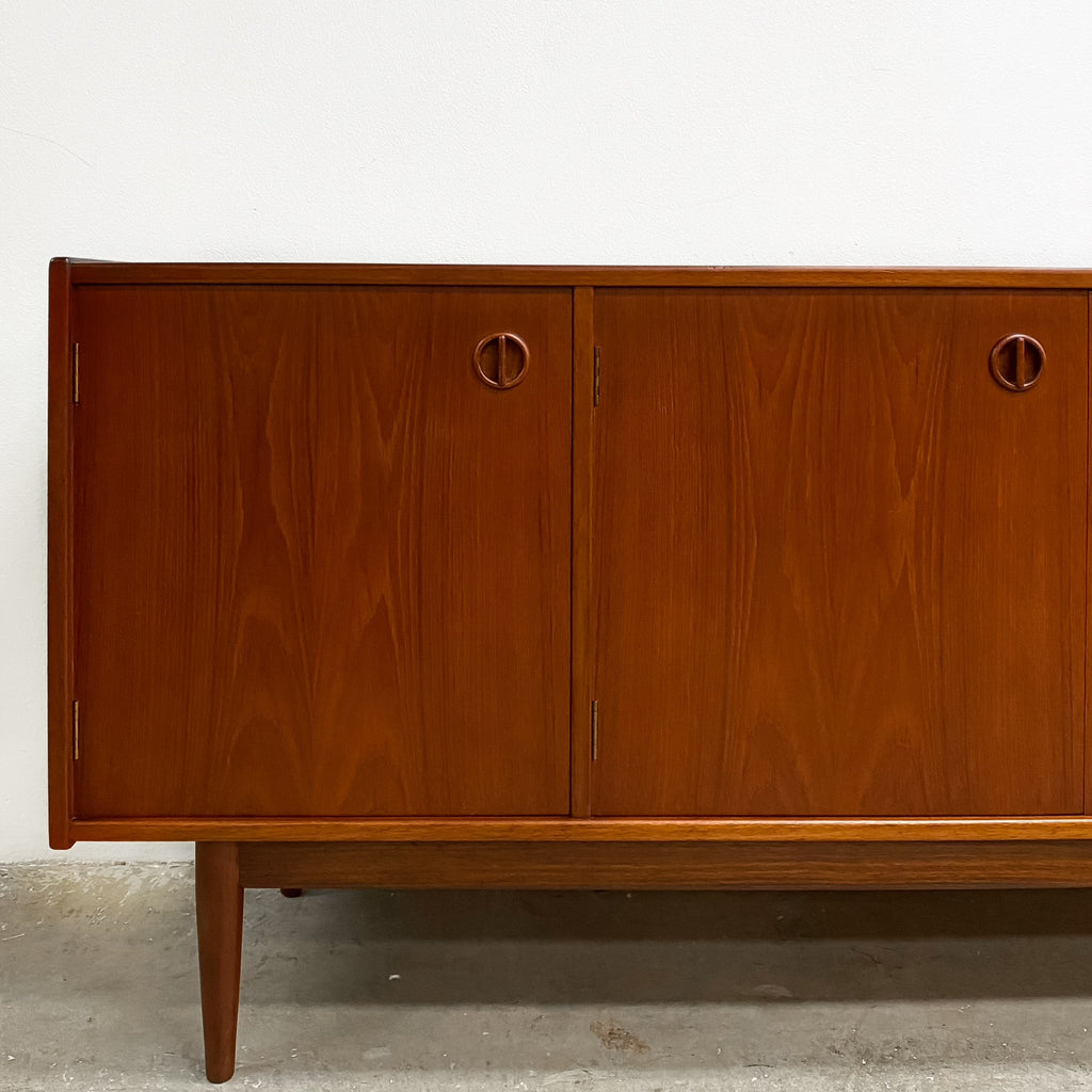 Restored Mid Century Parker Cats eye Nordic Sideboard