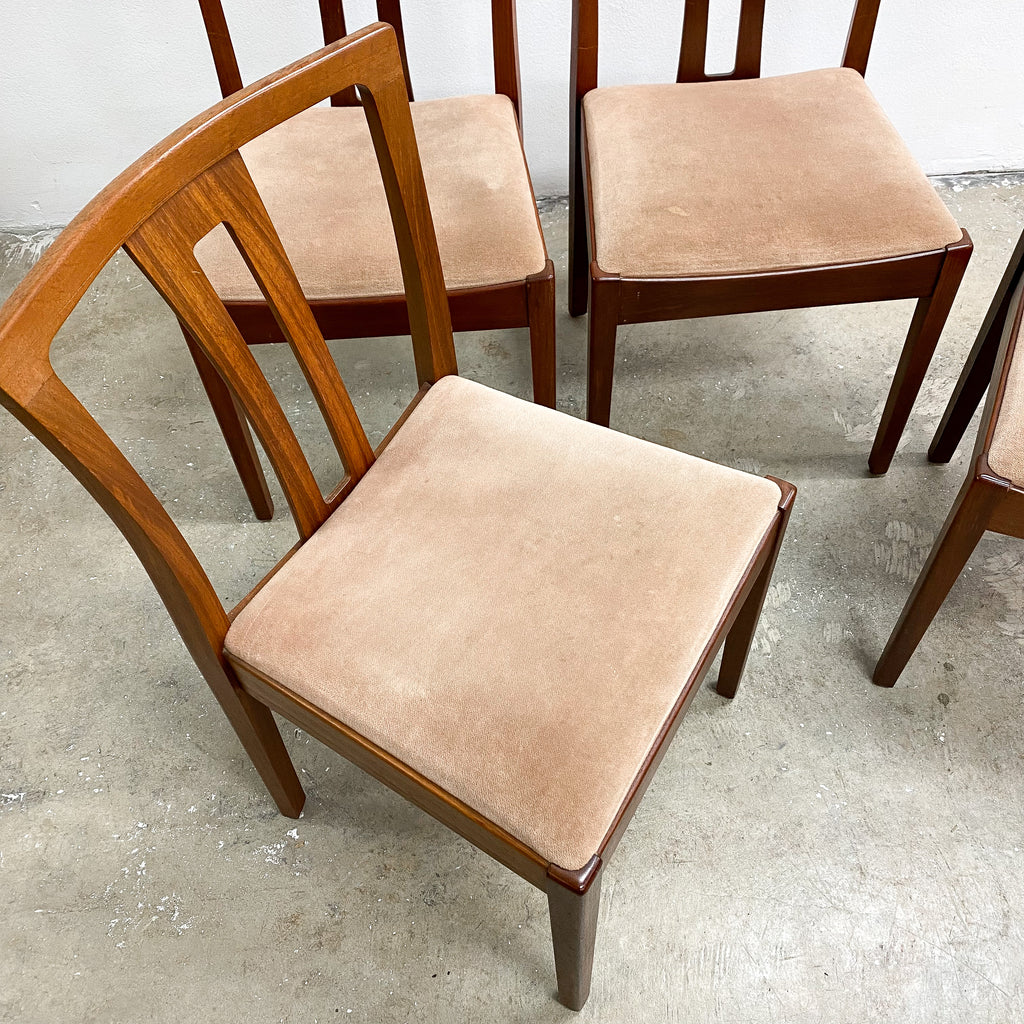 Suite of Six Slat Back Mid Century Dining Chairs By Catt Furniture