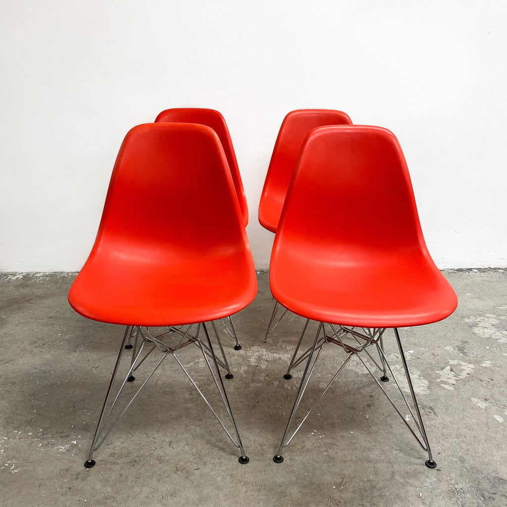 Authentic Set of Four Vitra Eames DSR Eiffel Plastic Dining Chairs