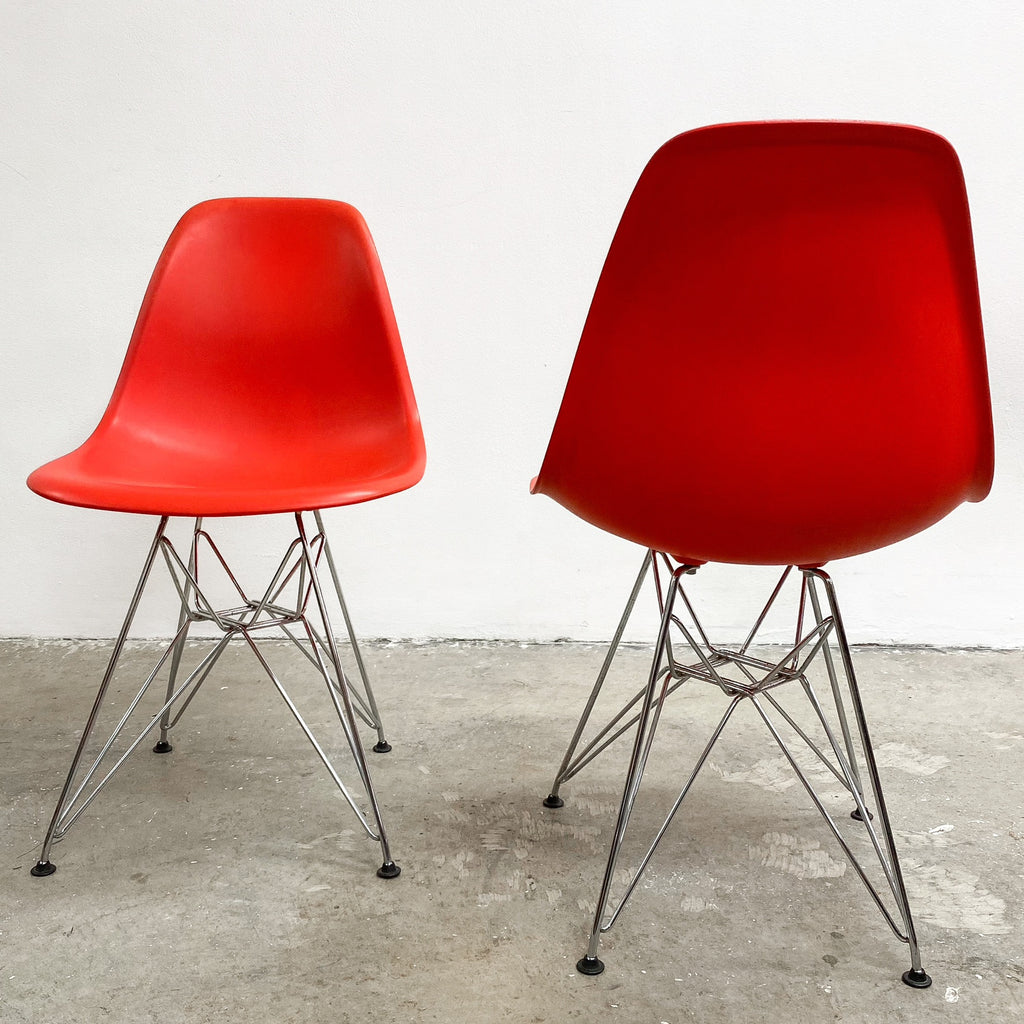 Authentic Set of Four Vitra Eames DSR Eiffel Plastic Dining Chairs