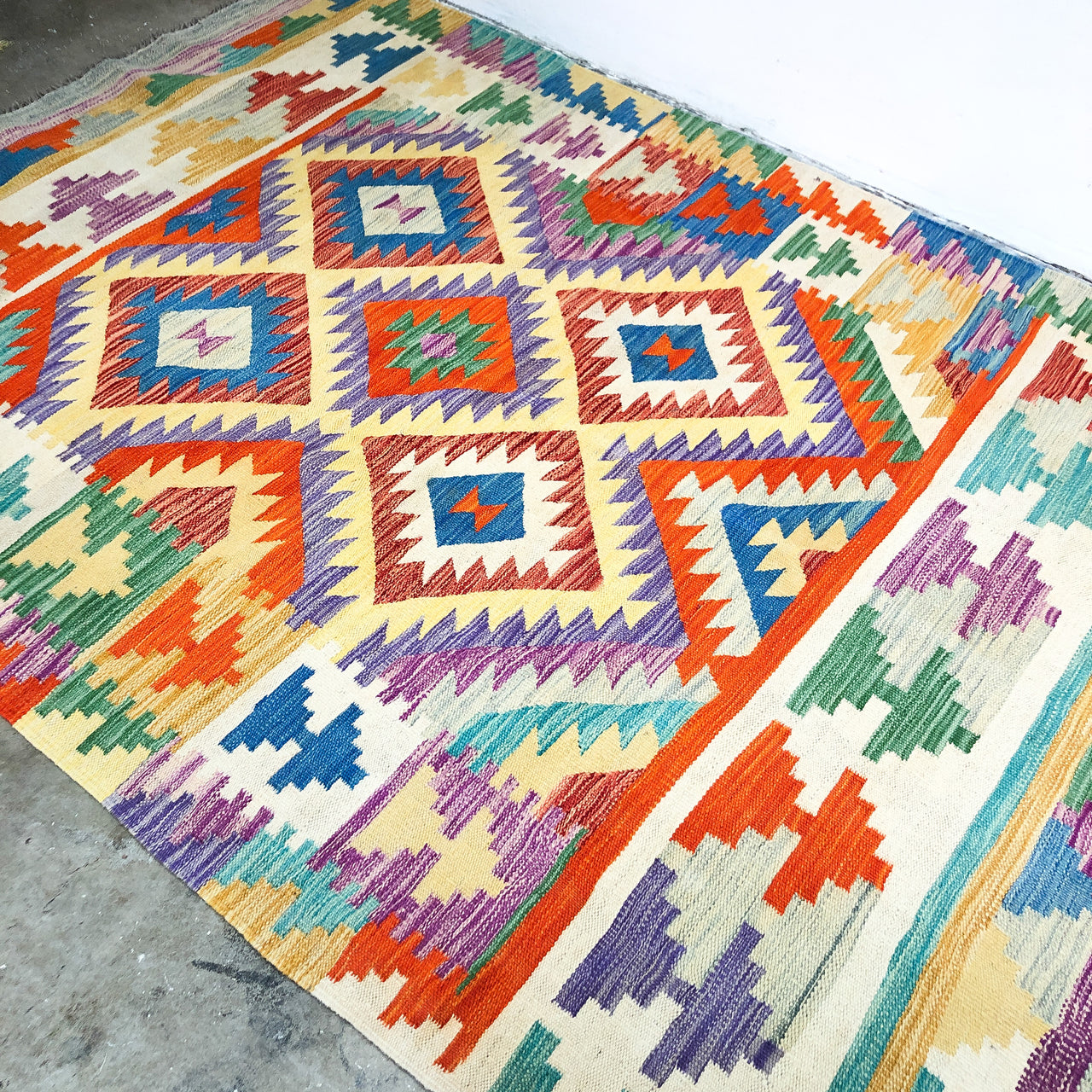 Handmade Kilim Wool Rug