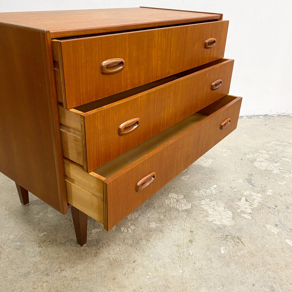 Mid Century Parker Compact Chest of Drawers Dresser