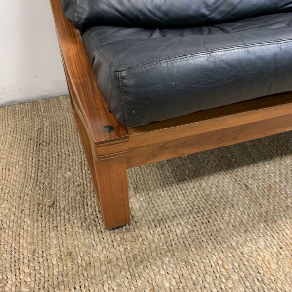 Iconic Mid Century Tessa T4 Black leather lounge