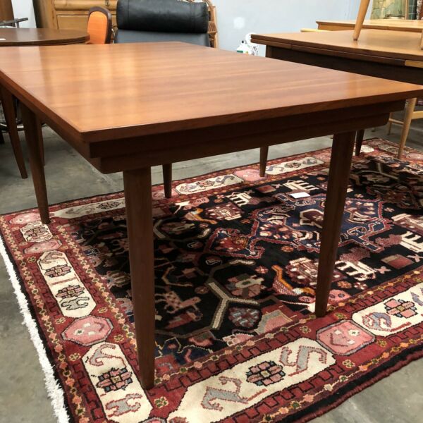 Mid Century Chiswell Extension Dining Table