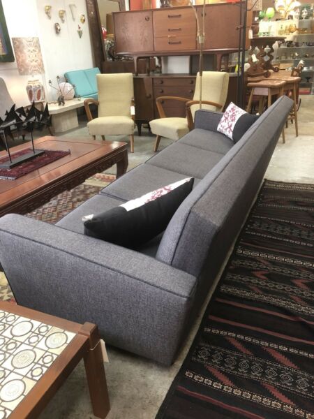 Mad men style lounge
