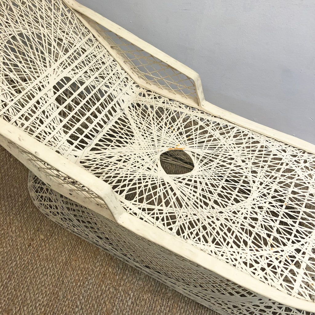 Mid Century Russell Woodard Spun Fiberglass Chaise Sun Patio Lounge