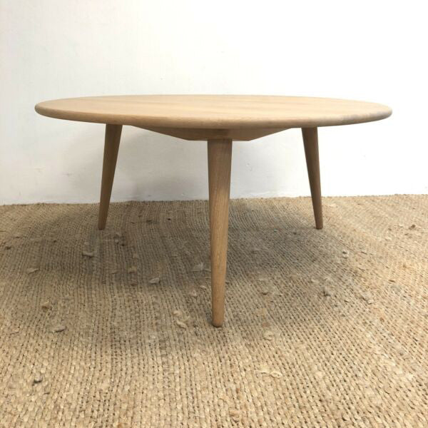Stunning Danish Round Coffee Table By Hans Wegner