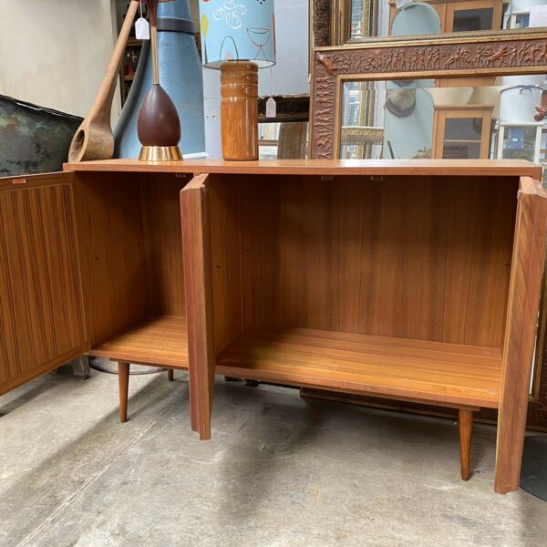 Vintage Bespoke Chiswell Sideboard Retro Mid Century