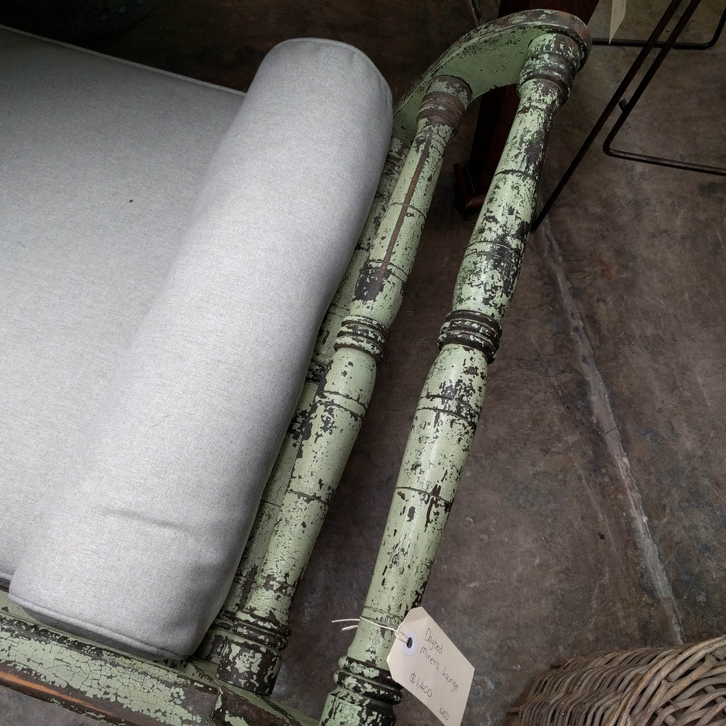 Rustic coastal Miners Chaise Lounge Daybed Chaise