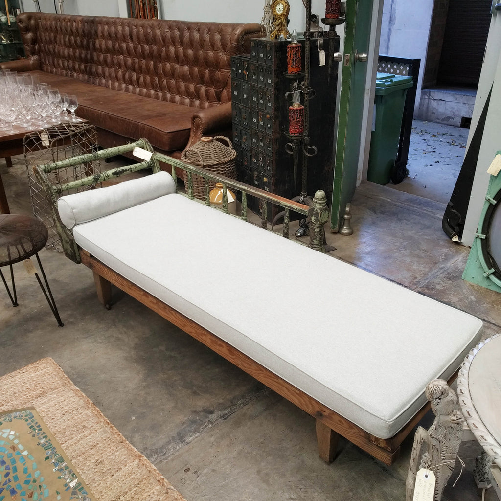 Antique Miners Chaise Lounge Daybed Chaise
